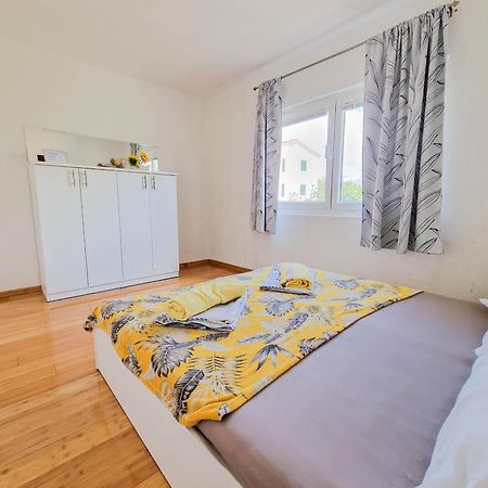 Apartmán Flip - Flop Novalja Exteriér fotografie